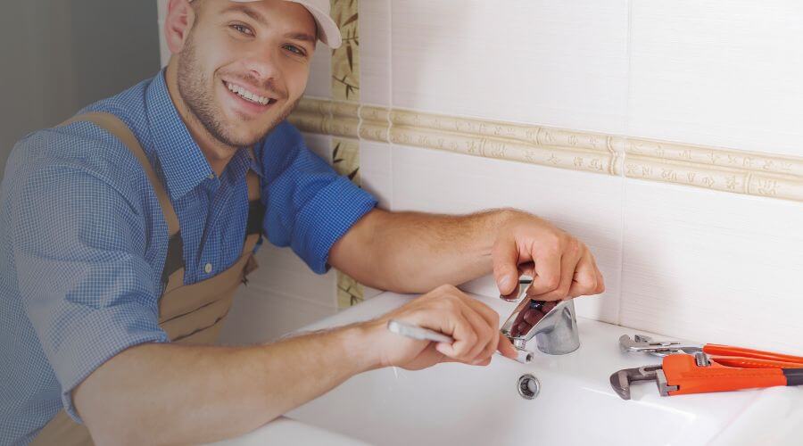 Handle or spout repair in Oakdale, IL